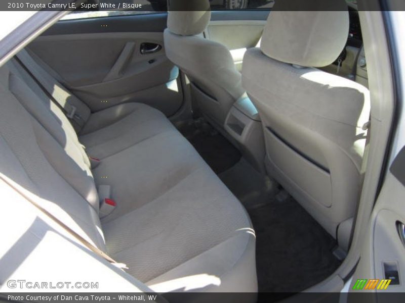 Super White / Bisque 2010 Toyota Camry LE