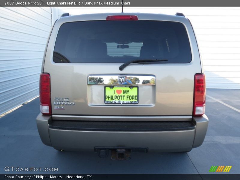 Light Khaki Metallic / Dark Khaki/Medium Khaki 2007 Dodge Nitro SLT