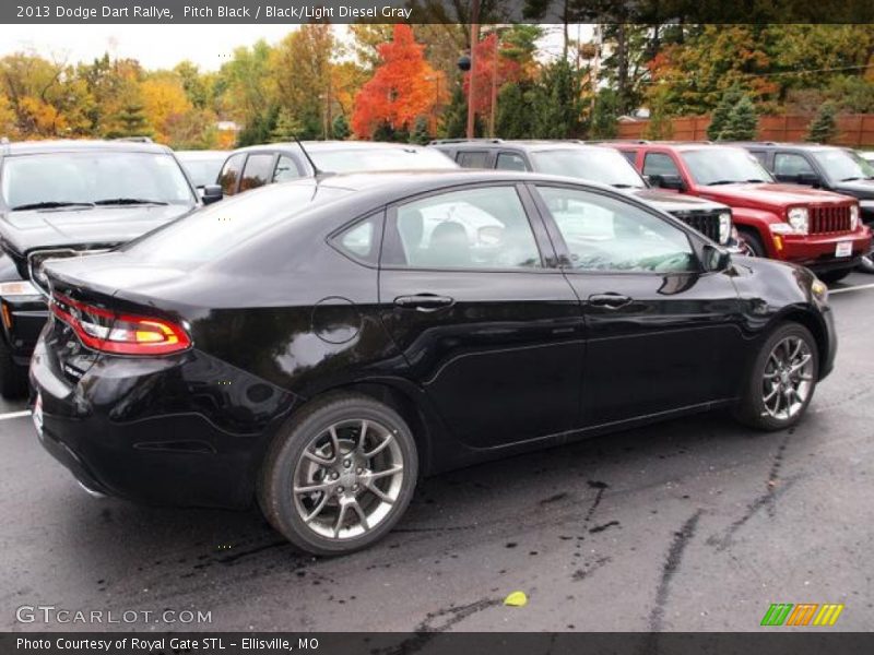 Pitch Black / Black/Light Diesel Gray 2013 Dodge Dart Rallye