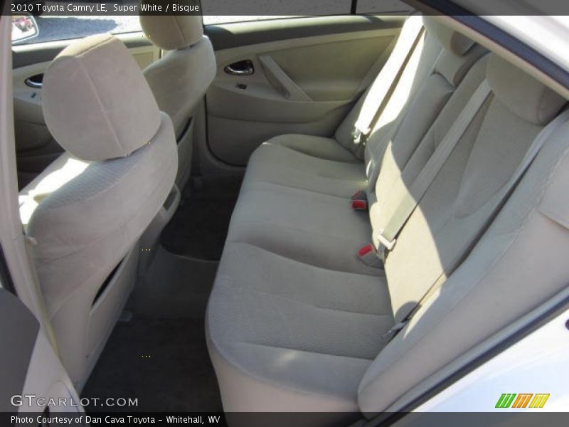 Super White / Bisque 2010 Toyota Camry LE