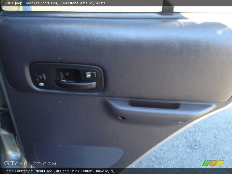 Silverstone Metallic / Agate 2001 Jeep Cherokee Sport 4x4