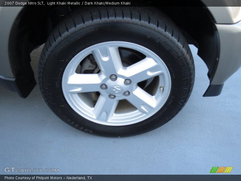 Light Khaki Metallic / Dark Khaki/Medium Khaki 2007 Dodge Nitro SLT