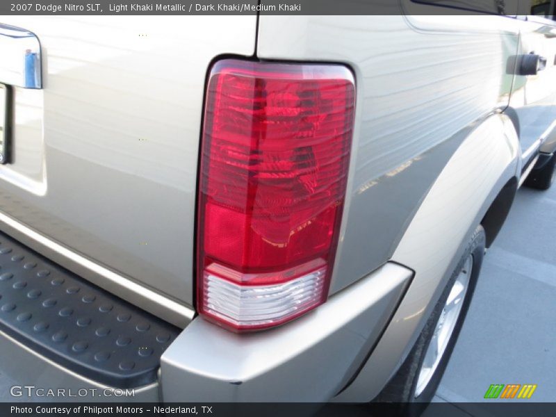 Light Khaki Metallic / Dark Khaki/Medium Khaki 2007 Dodge Nitro SLT
