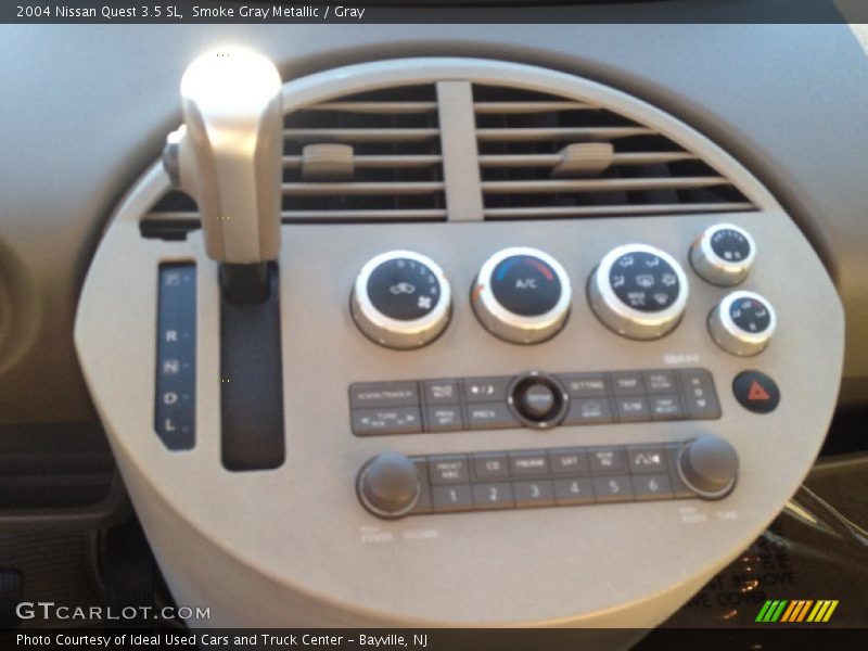 Smoke Gray Metallic / Gray 2004 Nissan Quest 3.5 SL