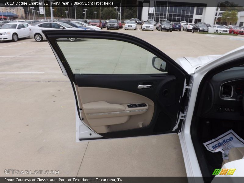 Ivory Pearl / Black/Light Frost Beige 2013 Dodge Charger SE