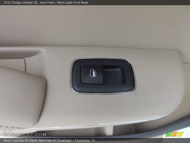 Ivory Pearl / Black/Light Frost Beige 2013 Dodge Charger SE
