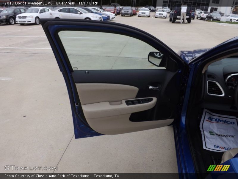 Blue Streak Pearl / Black 2013 Dodge Avenger SE V6
