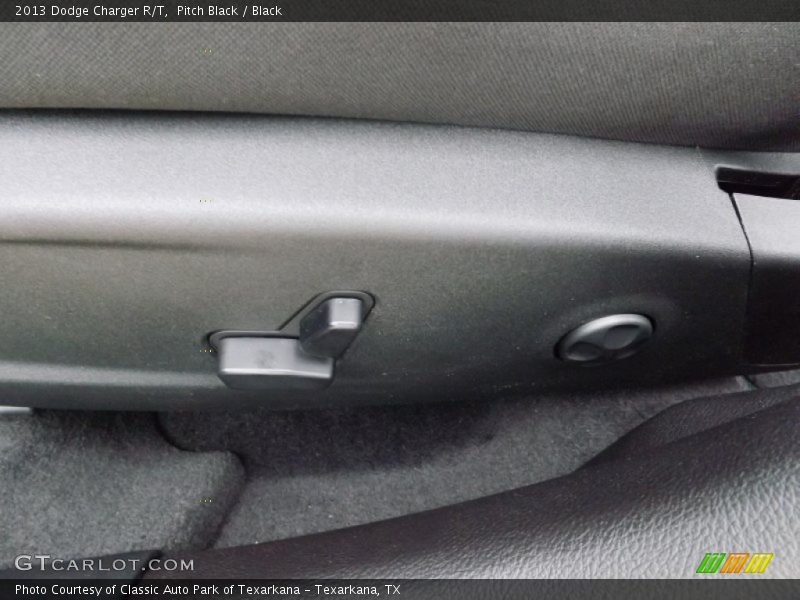 Pitch Black / Black 2013 Dodge Charger R/T