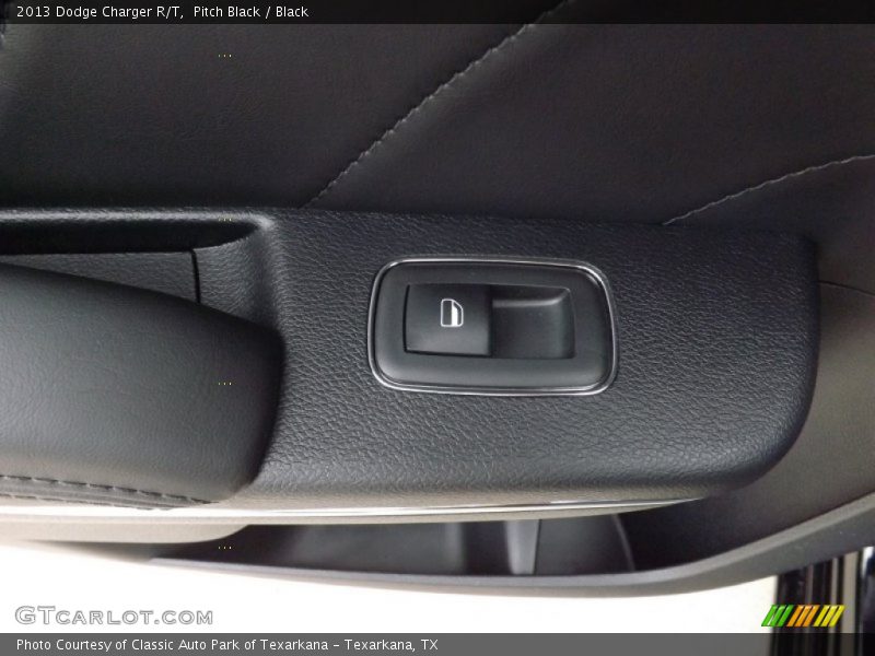 Pitch Black / Black 2013 Dodge Charger R/T