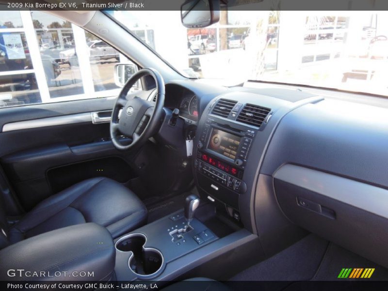 Titanium Silver / Black 2009 Kia Borrego EX V6
