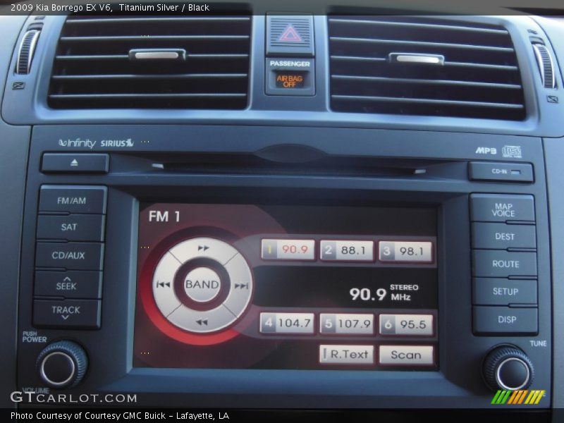 Titanium Silver / Black 2009 Kia Borrego EX V6