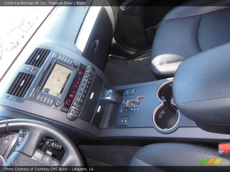 Titanium Silver / Black 2009 Kia Borrego EX V6