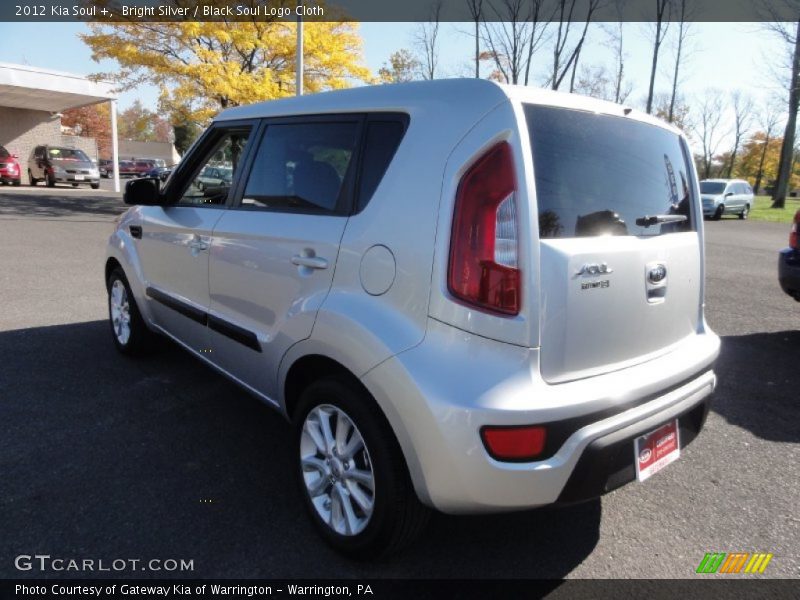 Bright Silver / Black Soul Logo Cloth 2012 Kia Soul +