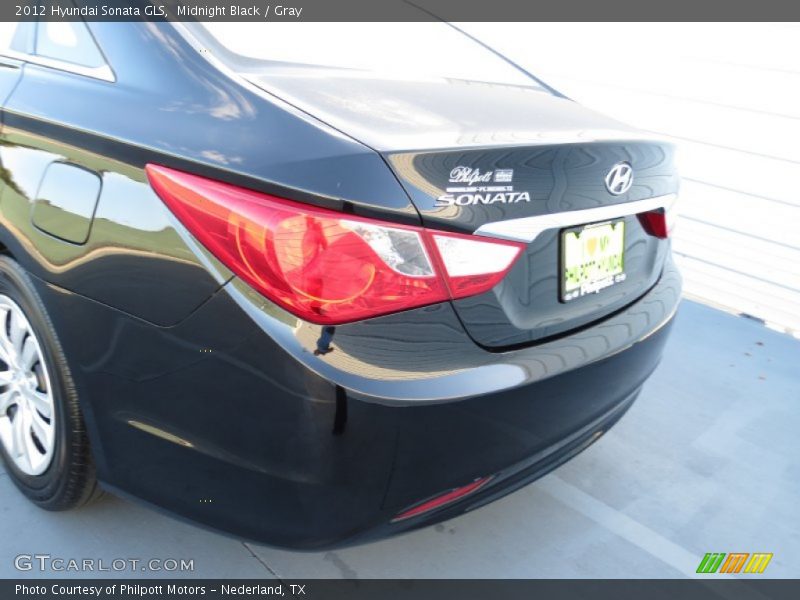 Midnight Black / Gray 2012 Hyundai Sonata GLS