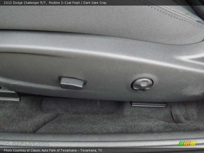 Redline 3-Coat Pearl / Dark Slate Gray 2013 Dodge Challenger R/T