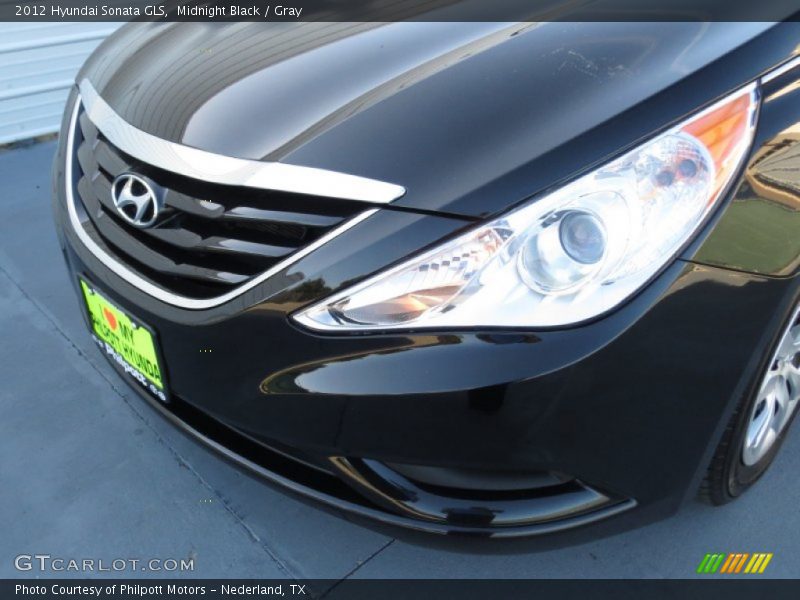 Midnight Black / Gray 2012 Hyundai Sonata GLS