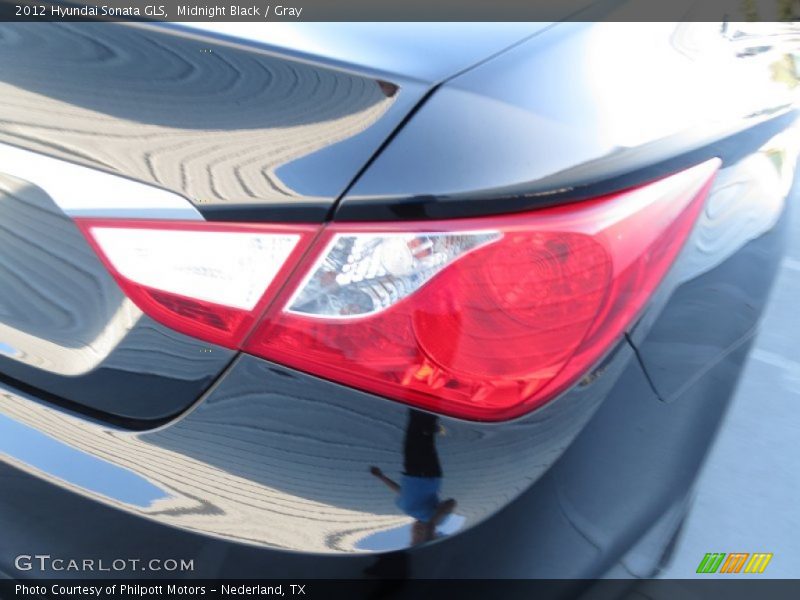 Midnight Black / Gray 2012 Hyundai Sonata GLS