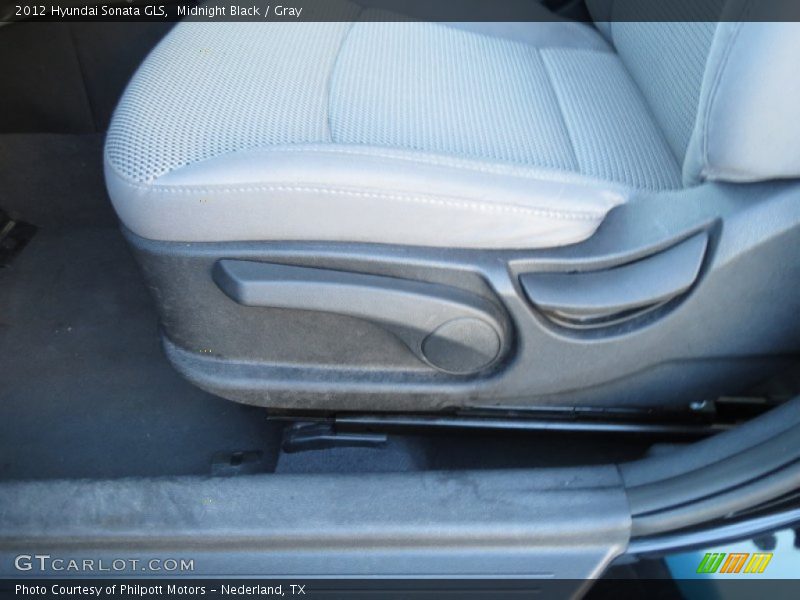 Midnight Black / Gray 2012 Hyundai Sonata GLS