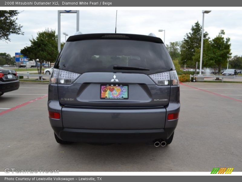 Diamond White Pearl / Beige 2008 Mitsubishi Outlander XLS