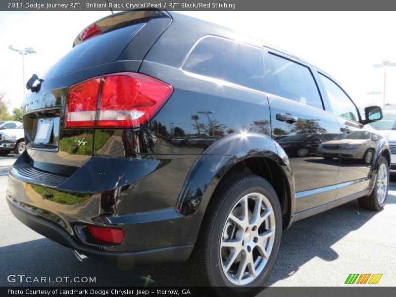 Brilliant Black Crystal Pearl / R/T Black/Red Stitching 2013 Dodge Journey R/T