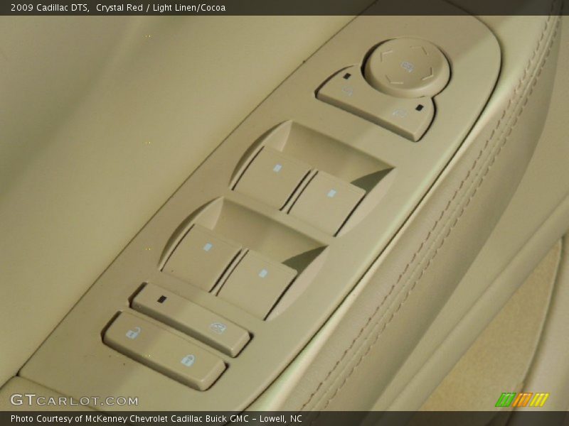 Crystal Red / Light Linen/Cocoa 2009 Cadillac DTS