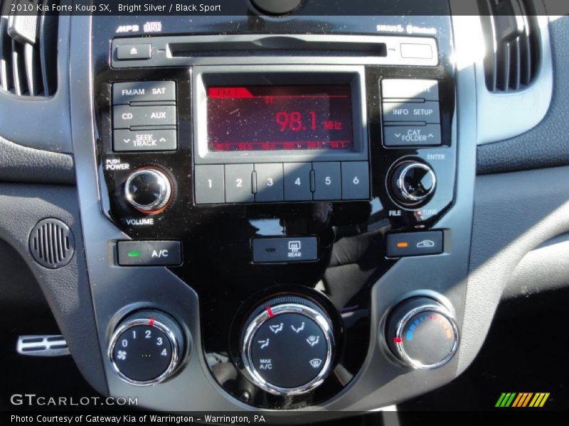 Controls of 2010 Forte Koup SX
