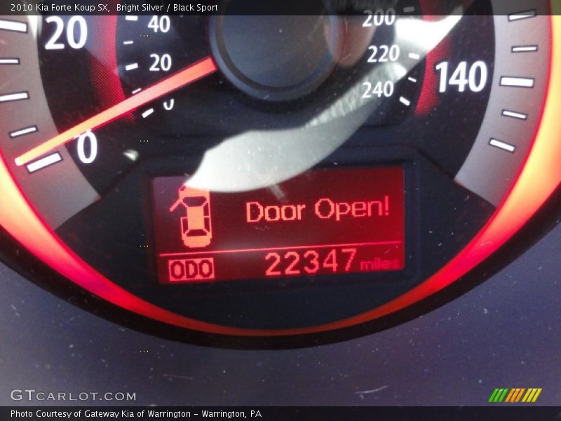 Bright Silver / Black Sport 2010 Kia Forte Koup SX