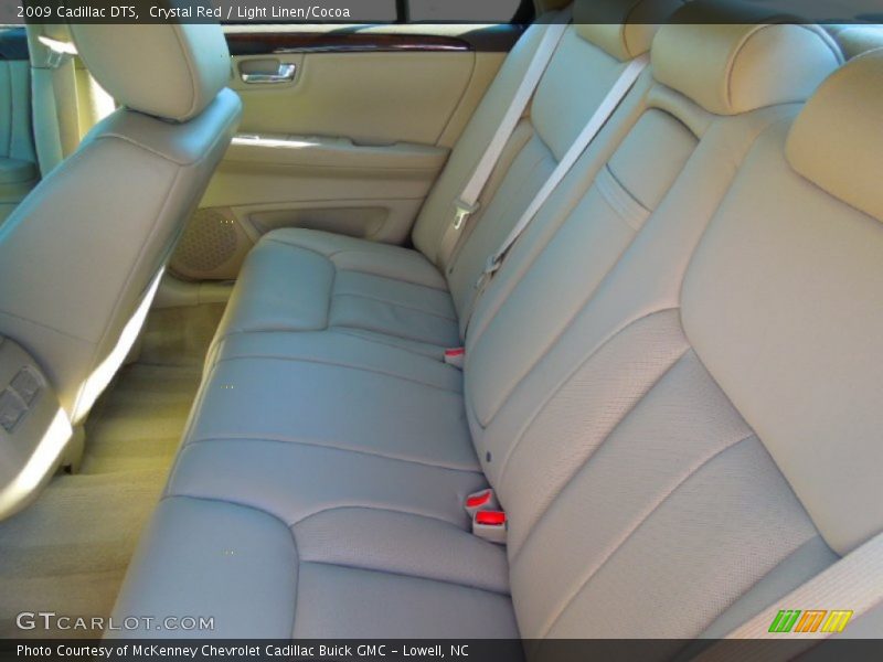 Crystal Red / Light Linen/Cocoa 2009 Cadillac DTS