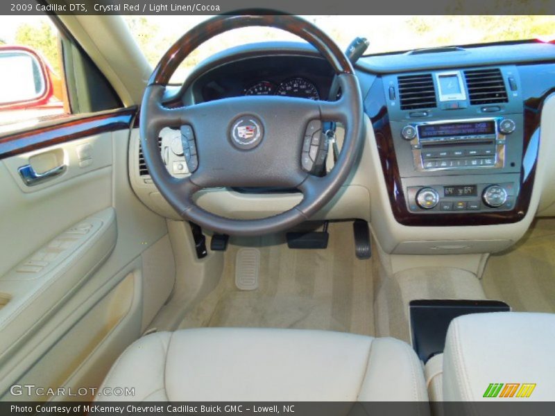 Crystal Red / Light Linen/Cocoa 2009 Cadillac DTS