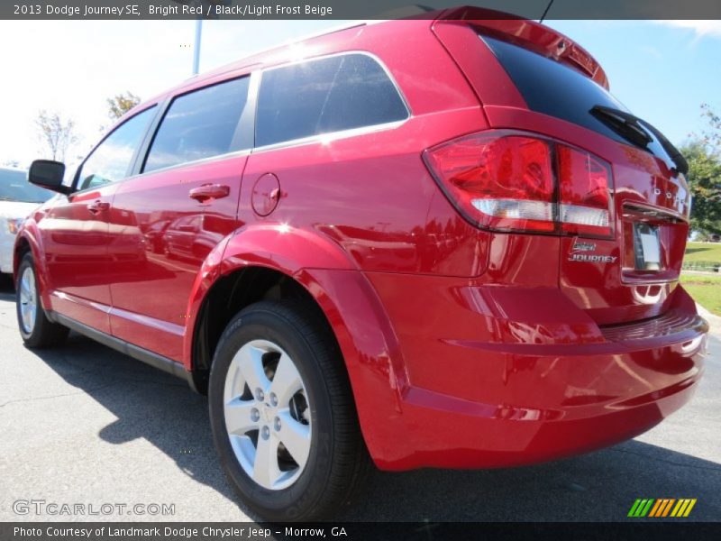 Bright Red / Black/Light Frost Beige 2013 Dodge Journey SE
