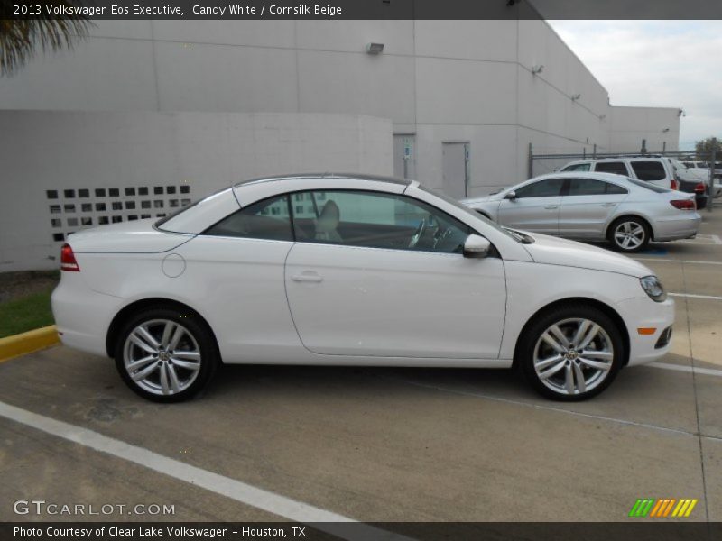Candy White / Cornsilk Beige 2013 Volkswagen Eos Executive