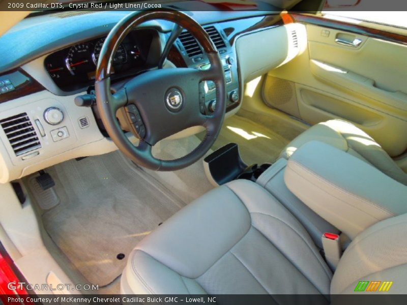 Light Linen/Cocoa Interior - 2009 DTS  