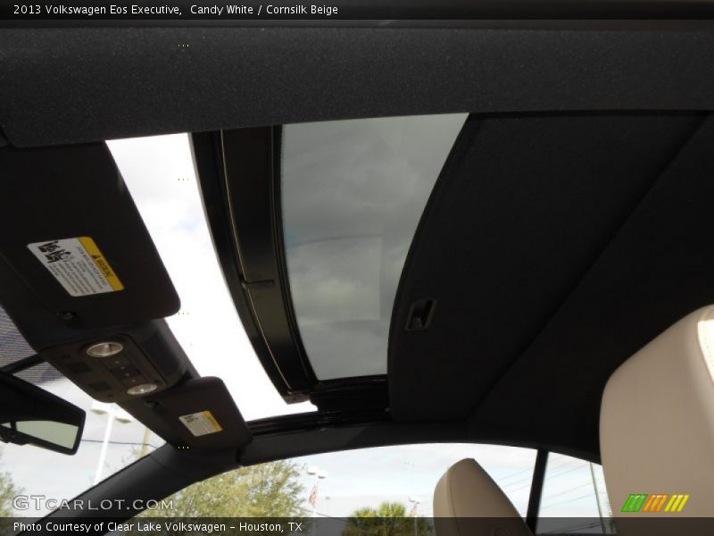 Candy White / Cornsilk Beige 2013 Volkswagen Eos Executive