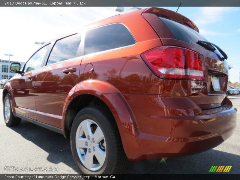 Copper Pearl / Black 2013 Dodge Journey SE
