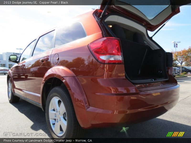 Copper Pearl / Black 2013 Dodge Journey SE