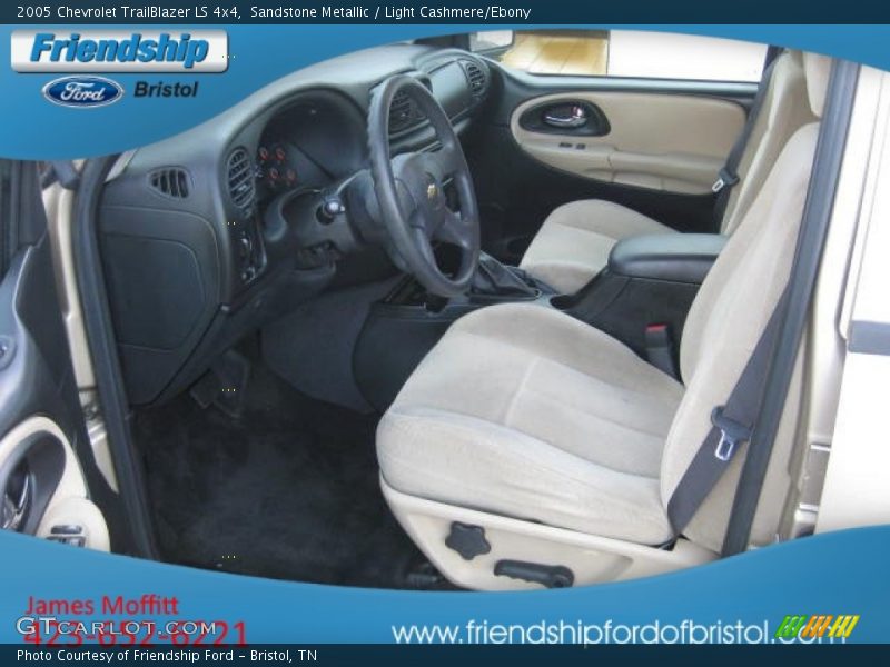 Sandstone Metallic / Light Cashmere/Ebony 2005 Chevrolet TrailBlazer LS 4x4
