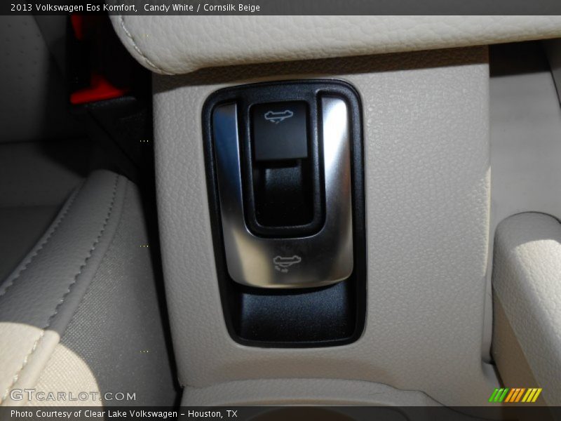Candy White / Cornsilk Beige 2013 Volkswagen Eos Komfort