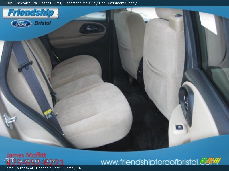 Sandstone Metallic / Light Cashmere/Ebony 2005 Chevrolet TrailBlazer LS 4x4