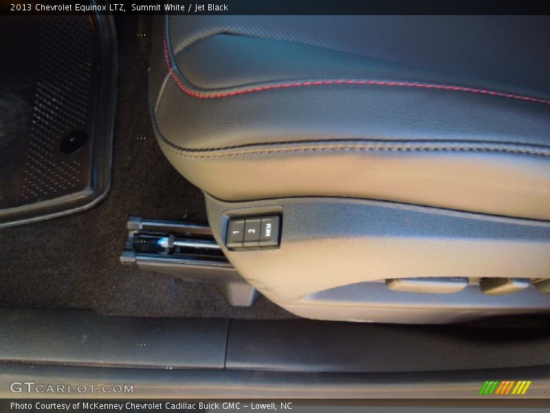 Summit White / Jet Black 2013 Chevrolet Equinox LTZ