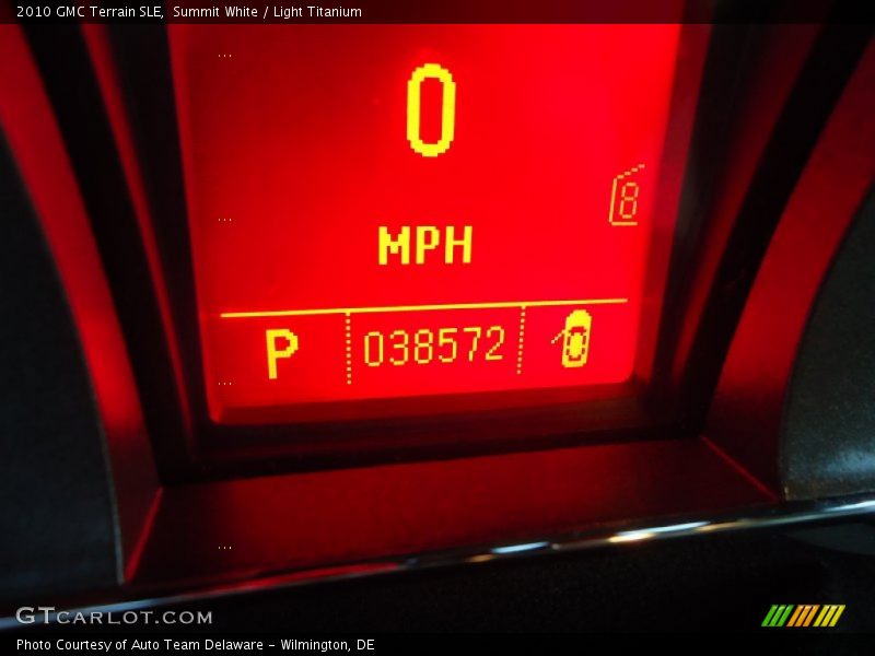 Summit White / Light Titanium 2010 GMC Terrain SLE