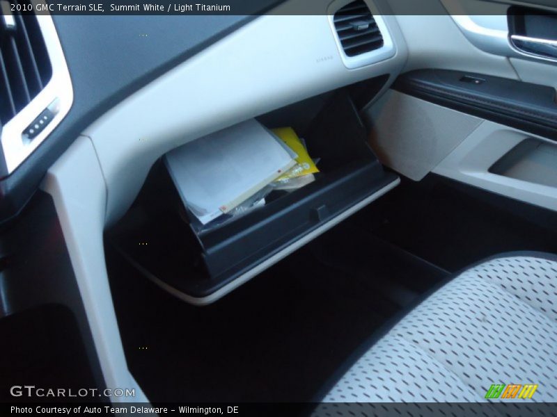 Summit White / Light Titanium 2010 GMC Terrain SLE