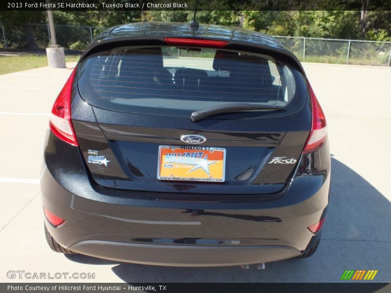 Tuxedo Black / Charcoal Black 2013 Ford Fiesta SE Hatchback