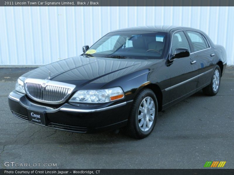 Black / Black 2011 Lincoln Town Car Signature Limited