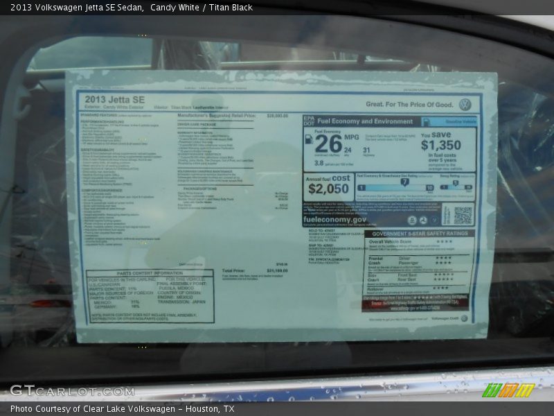 Candy White / Titan Black 2013 Volkswagen Jetta SE Sedan