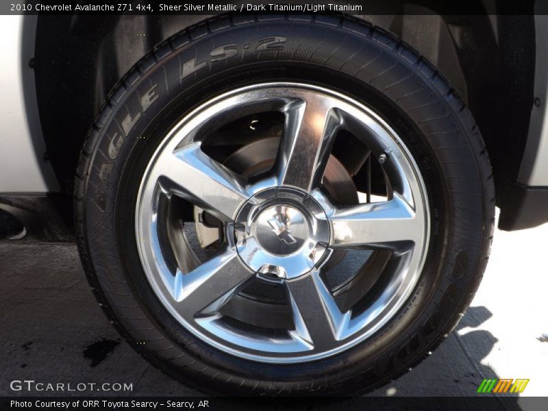 Sheer Silver Metallic / Dark Titanium/Light Titanium 2010 Chevrolet Avalanche Z71 4x4