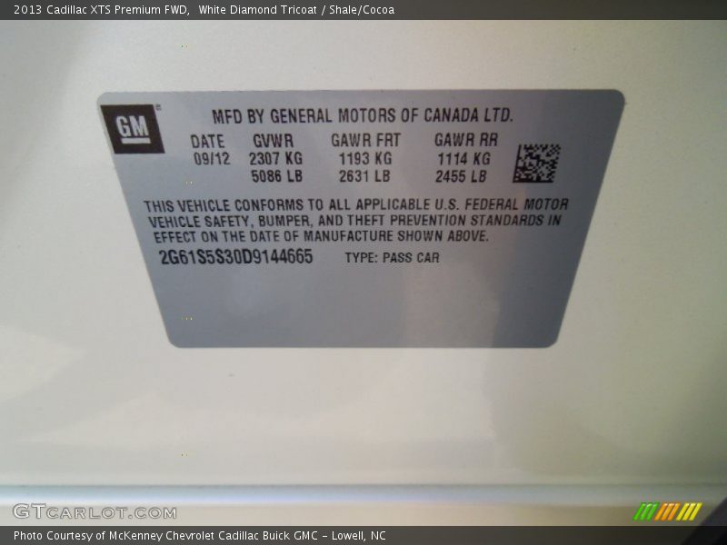White Diamond Tricoat / Shale/Cocoa 2013 Cadillac XTS Premium FWD