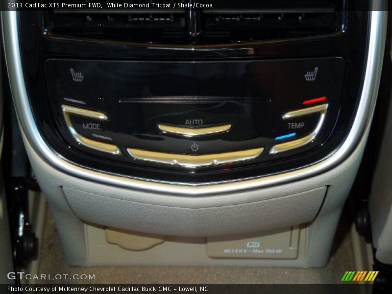 White Diamond Tricoat / Shale/Cocoa 2013 Cadillac XTS Premium FWD