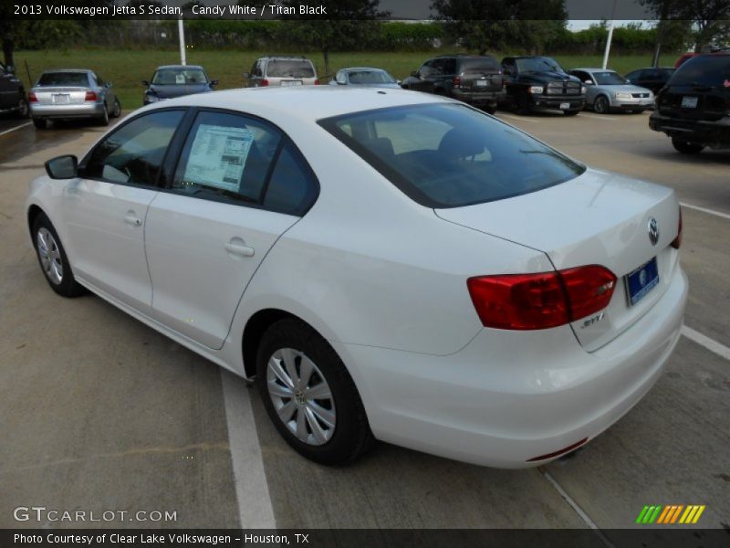 Candy White / Titan Black 2013 Volkswagen Jetta S Sedan