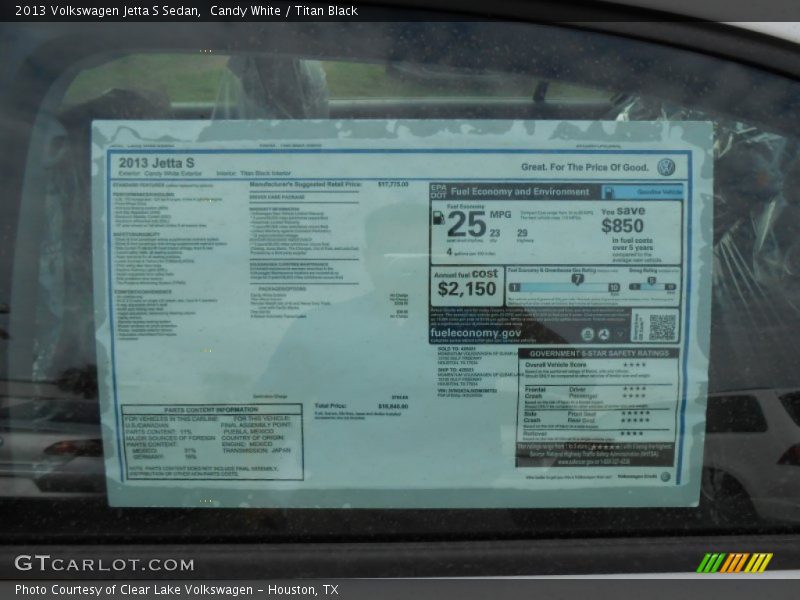 Candy White / Titan Black 2013 Volkswagen Jetta S Sedan