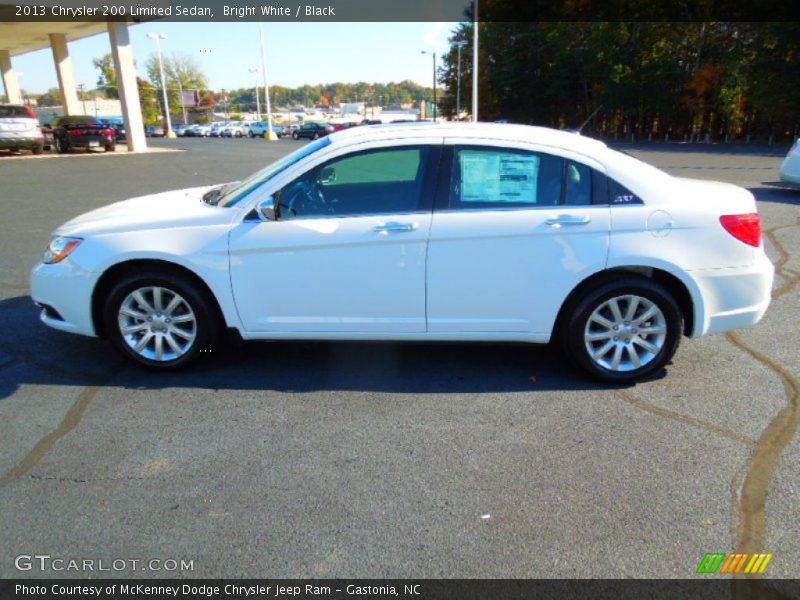 Bright White / Black 2013 Chrysler 200 Limited Sedan